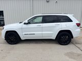 Used 2018 Jeep Grand Cherokee Altitude image 2