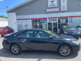 Used 2017 Toyota Camry SE image 3