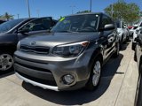 Used 2018 Kia Soul + image 2