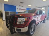 Used 2019 Nissan Titan SV image 4