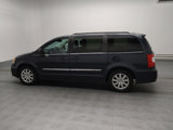 Used 2014 Chrysler Town & Country Touring image 3