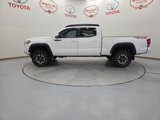 Used 2017 Toyota Tacoma TRD Off-Road image 5