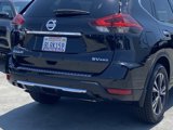 Used 2019 Nissan Rogue SV w/ Premium Package image 4