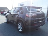 Used 2023 Jeep Compass Sport image 4