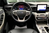 Used 2022 Ford Explorer XLT w/ Equipment Group 202A image 5