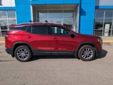 Used 2024 GMC Terrain SLT w/ Infotainment Package II image 1