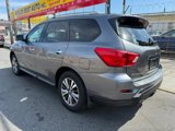 Used 2018 Nissan Pathfinder S image 6