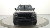 Used 2023 Jeep Grand Cherokee L Laredo image 2