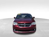 Used 2019 Dodge Grand Caravan SXT image 2
