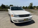 Used 2002 Toyota Avalon XLS image 2