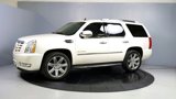 Used 2012 Cadillac Escalade Luxury image 3