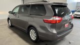 Used 2017 Toyota Sienna XLE image 5