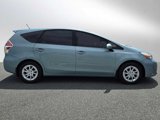 Used 2017 Toyota Prius V Three image 2