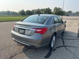 Used 2011 Chrysler 200 Limited image 4