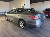 Used 2015 Nissan Altima 2.5 SV w/ Convenience Package image 5