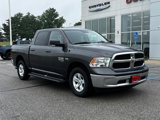 Used 2019 RAM 1500 Classic SLT w/ Luxury Group image 2