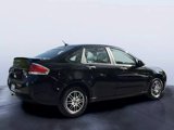 Used 2010 Ford Focus SE image 5