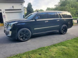 Used 2020 Cadillac Escalade ESV Premium Luxury image 2