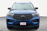 Used 2022 Ford Explorer XLT image 3