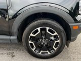 Used 2023 Ford Bronco Sport Outer Banks w/ Tech Package image 3