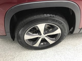Used 2019 Jeep Cherokee Limited image 2