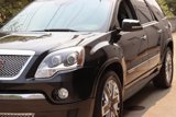 Used 2011 GMC Acadia Denali image 2