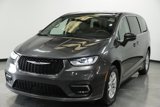 Used 2023 Chrysler Pacifica Touring-L image 3