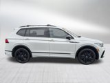 Used 2022 Volkswagen Tiguan SE R-Line image 6