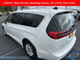 Certified 2023 Chrysler Pacifica Touring-L image 4