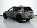 Used 2018 Nissan Rogue SV image 4