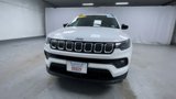 Used 2022 Jeep Compass Latitude image 3