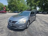 Used 2015 Nissan Altima 2.5 S w/ Sport Value Package image 2