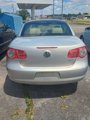 Used 2009 Volkswagen Eos Lux image 2