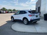Used 2021 Ford Escape SE image 3