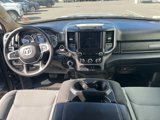 Used 2020 RAM 1500 4x4 Crew Cab image 5