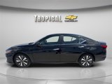 Used 2022 Nissan Altima 2.5 SV image 2
