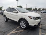 Used 2017 Nissan Rogue Sport S image 2
