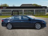 Used 2023 Nissan Altima 2.5 SV image 2