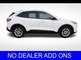 Used 2022 Ford Escape SE w/ Cold Weather Package image 2