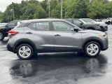 Used 2020 Nissan Kicks S image 4