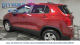 Used 2022 Chevrolet Trax LT w/ LT Convenience Package image 5