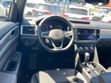 Certified 2021 Volkswagen Atlas Cross Sport SE w/ Luggage Net & Mats Package image 5