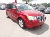 Used 2010 Chrysler Town & Country Touring image 3