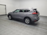 Used 2017 Nissan Rogue SV image 3
