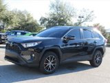 Used 2020 Toyota RAV4 XLE Premium image 4