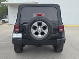 Used 2016 Jeep Wrangler Unlimited Sahara w/ Max Tow Package image 6