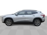 New 2025 Chevrolet Trax LT w/ Driver Confidence Package image 5