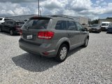 Used 2019 Dodge Journey SE image 4
