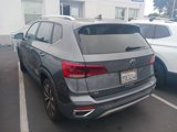 Used 2022 Volkswagen Taos SE image 4