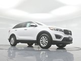 Used 2017 Kia Sorento LX image 4